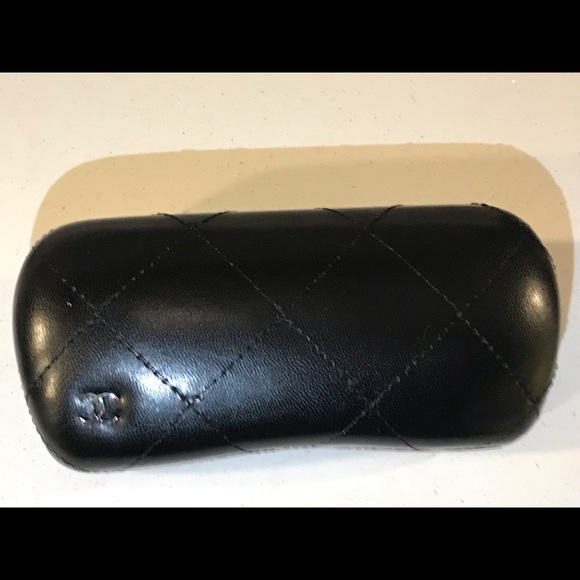 Sunglasses - Picture 6 of 7